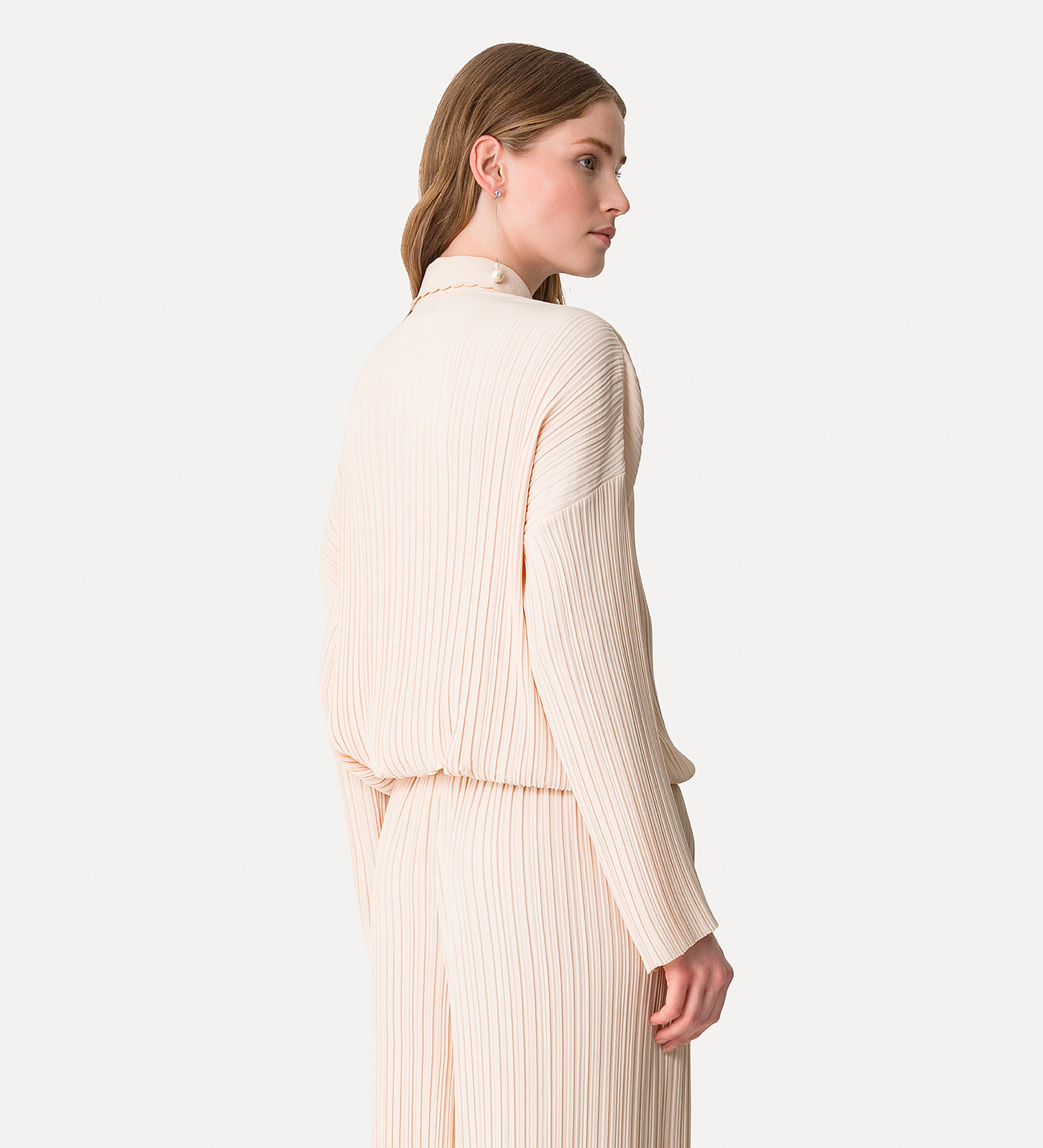 oversized pleated shirt in crêpe sablé borotalco | forte_forte