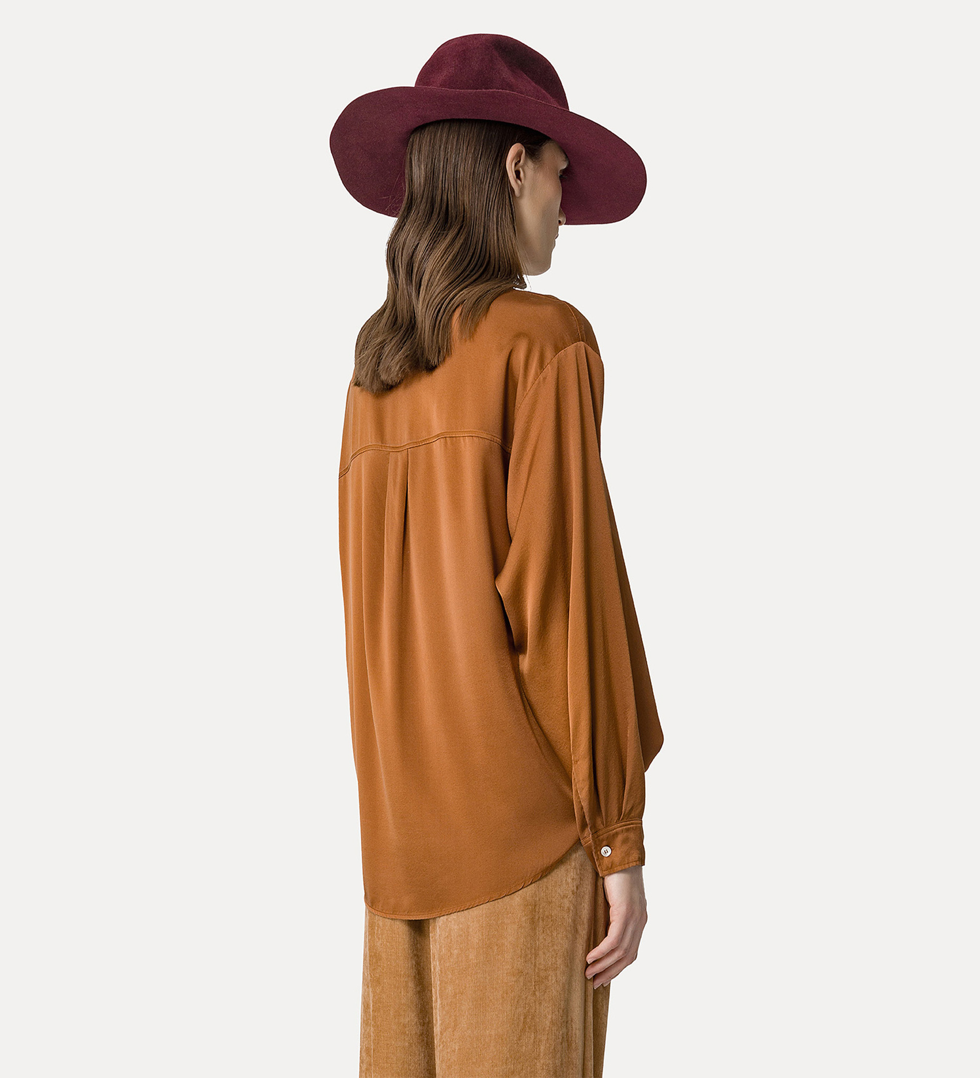 oversized shirt in stretch silk satin | forte_forte