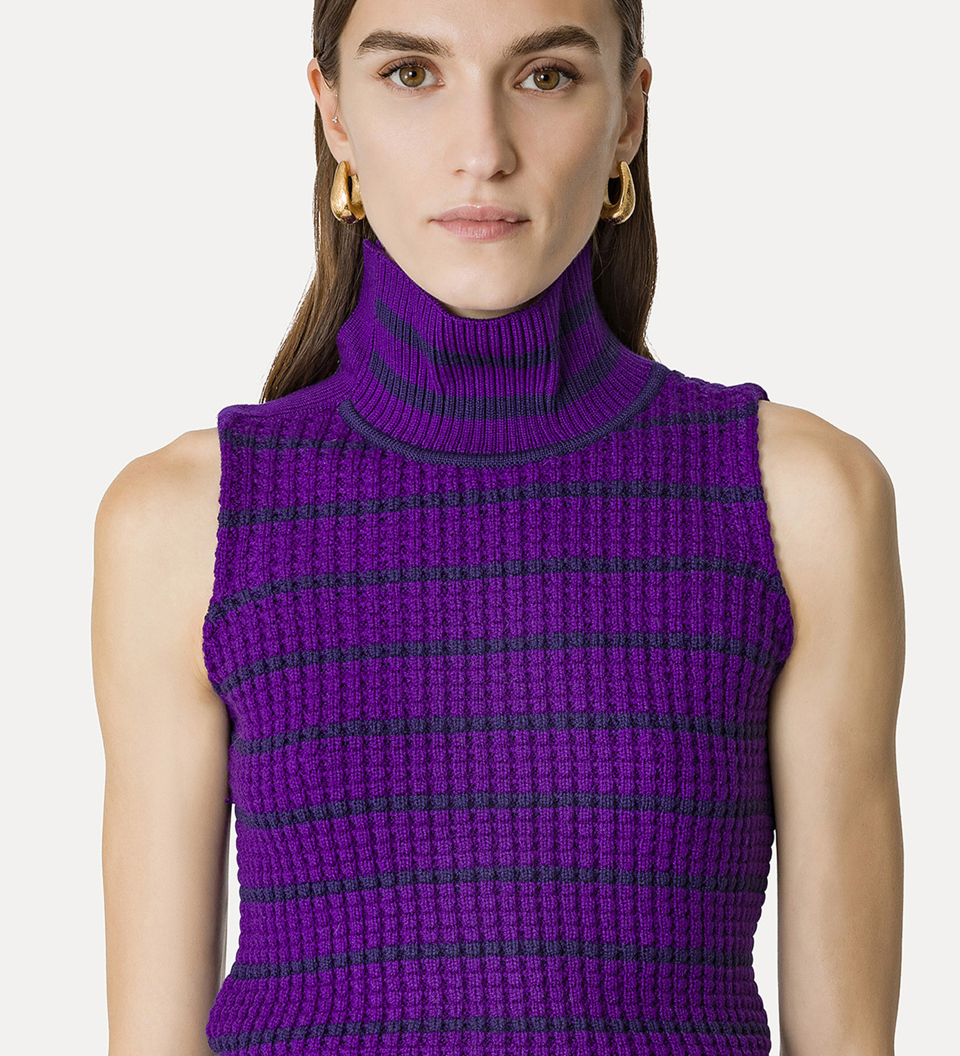gilet a collo alto in lana merinos a righe | forte_forte