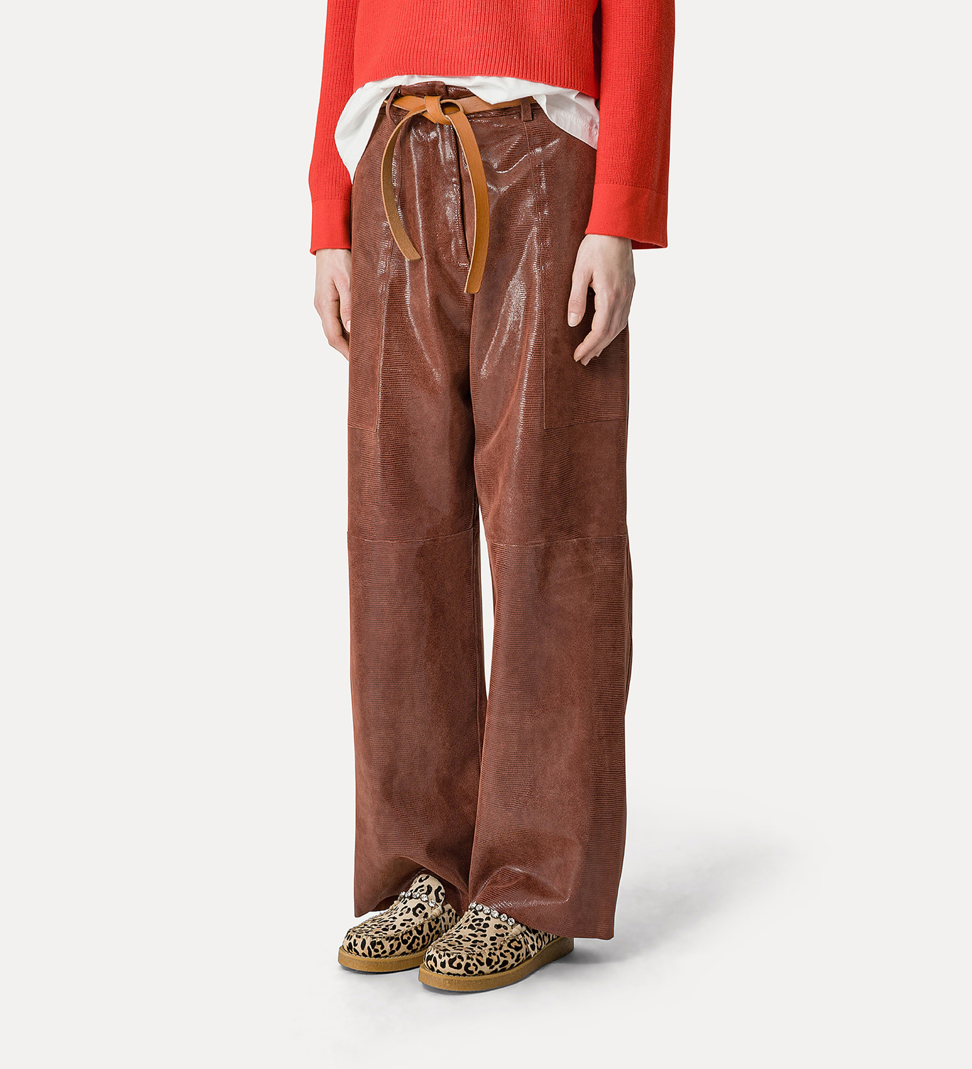 pantalon cargo en daim avec imprimé lézard | forte_forte