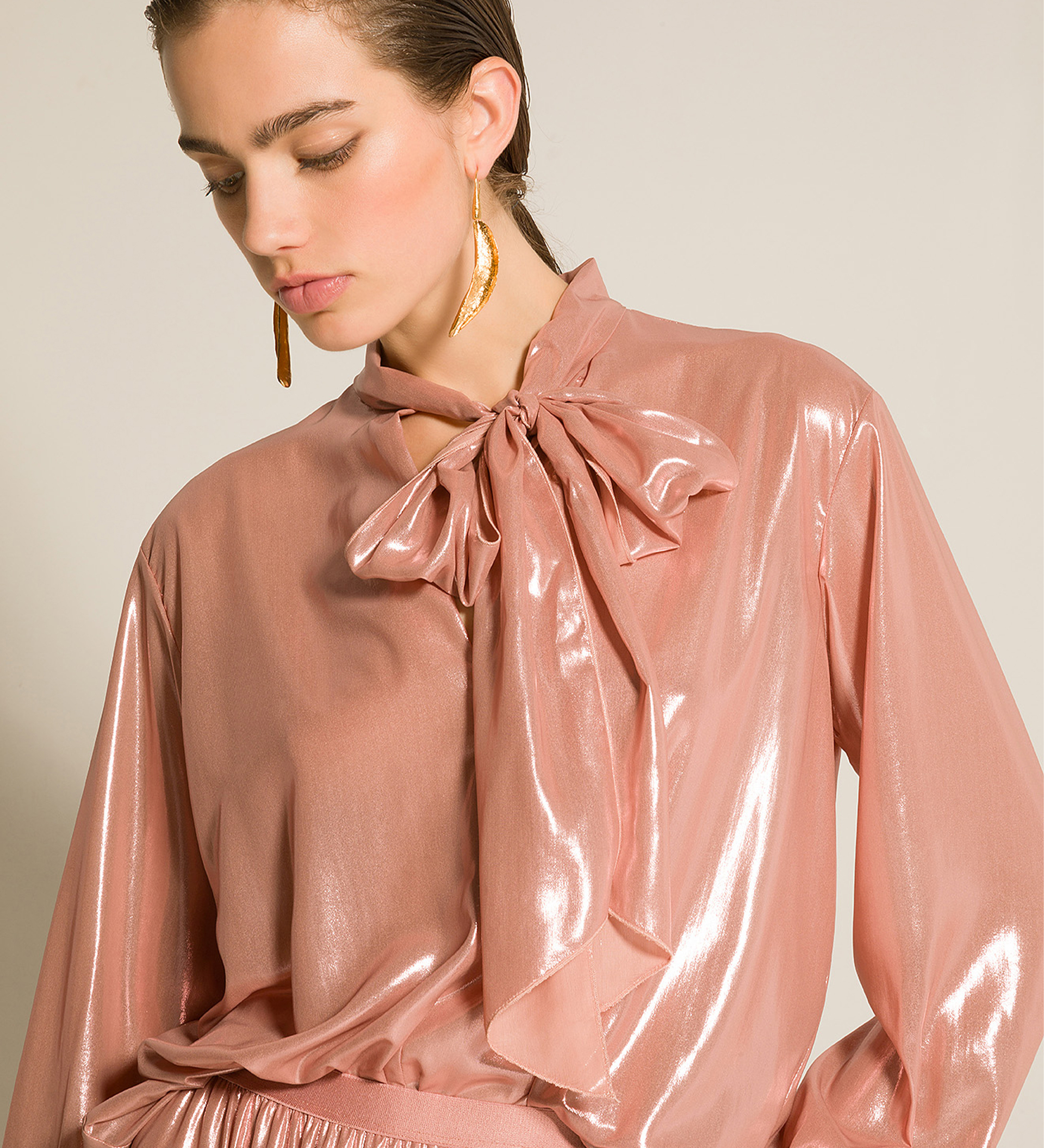 blouse with bow in laminated georgette | forte_forte