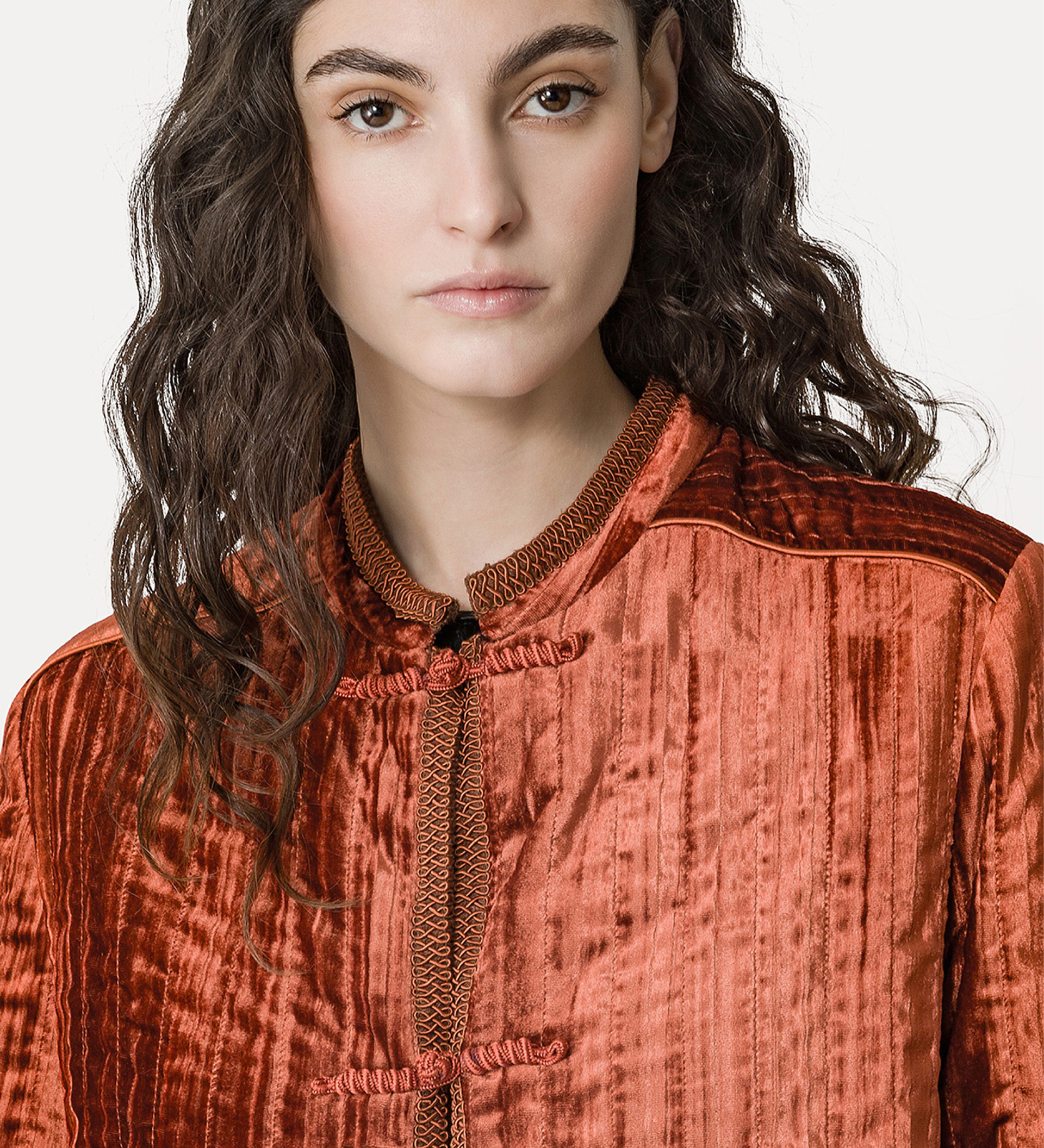 coat in quilted pleated velvet | forte_forte