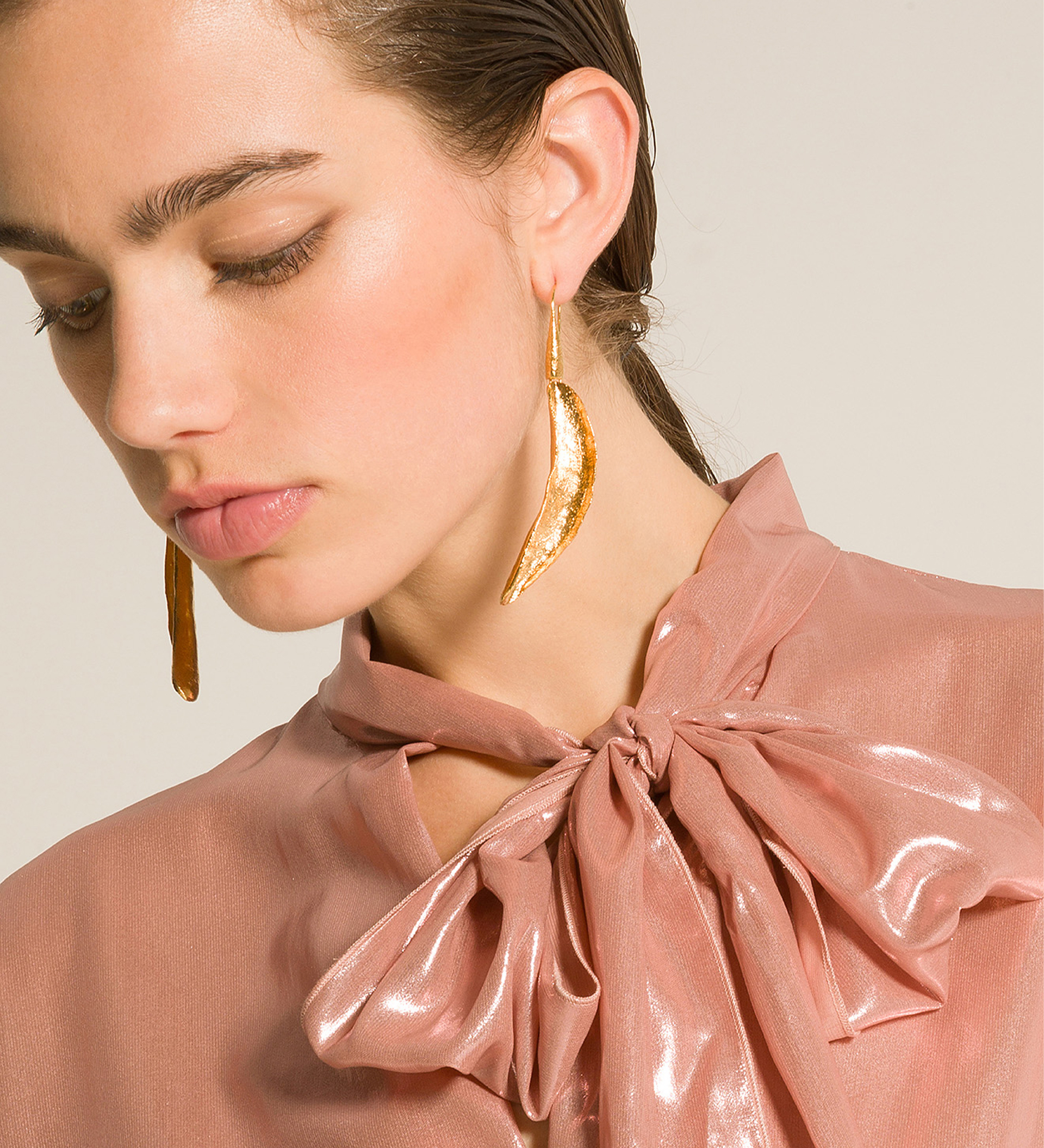 boucles d'oreilles sculptées feuilles | forte_forte