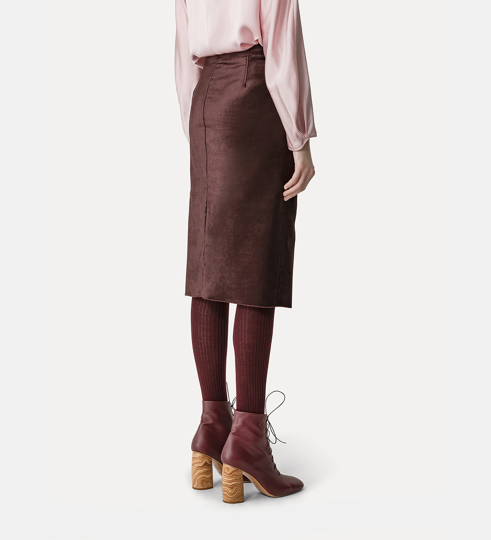 pencil skirt in stretchy velvet | forte_forte
