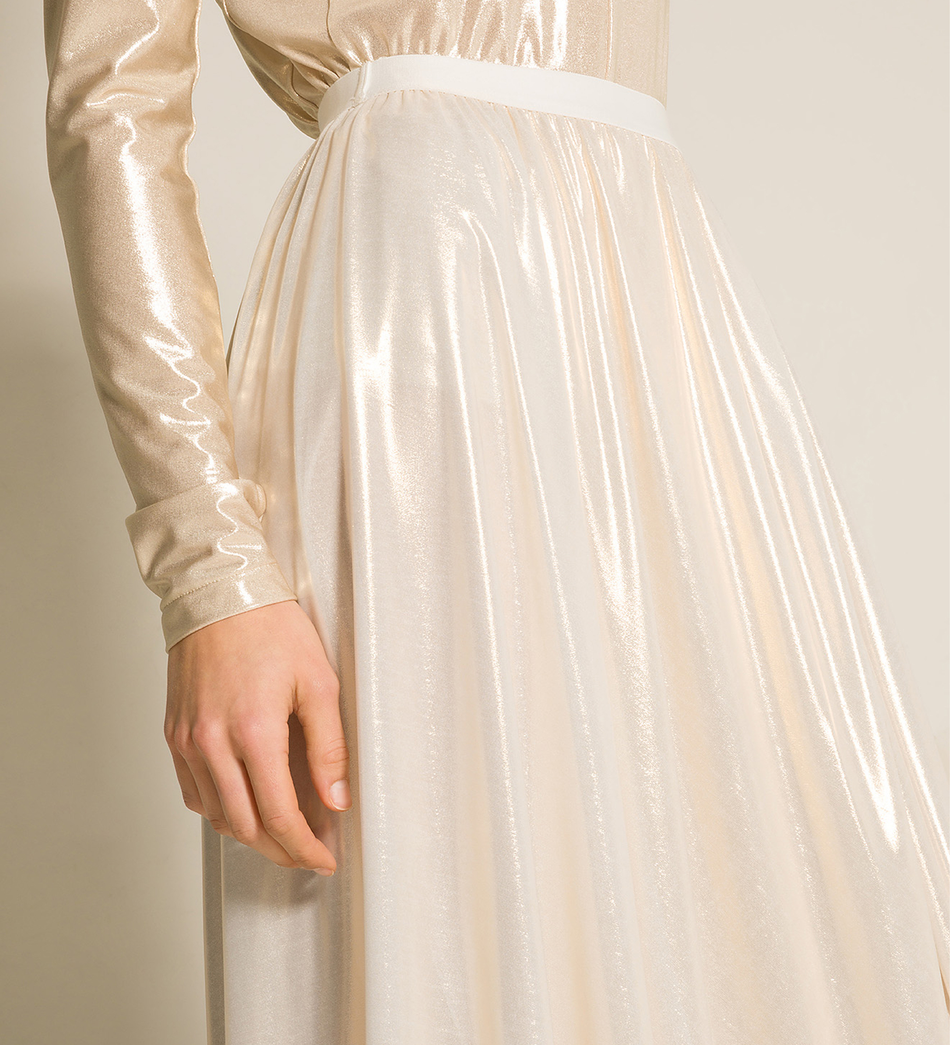 skirt in laminated georgette | forte_forte