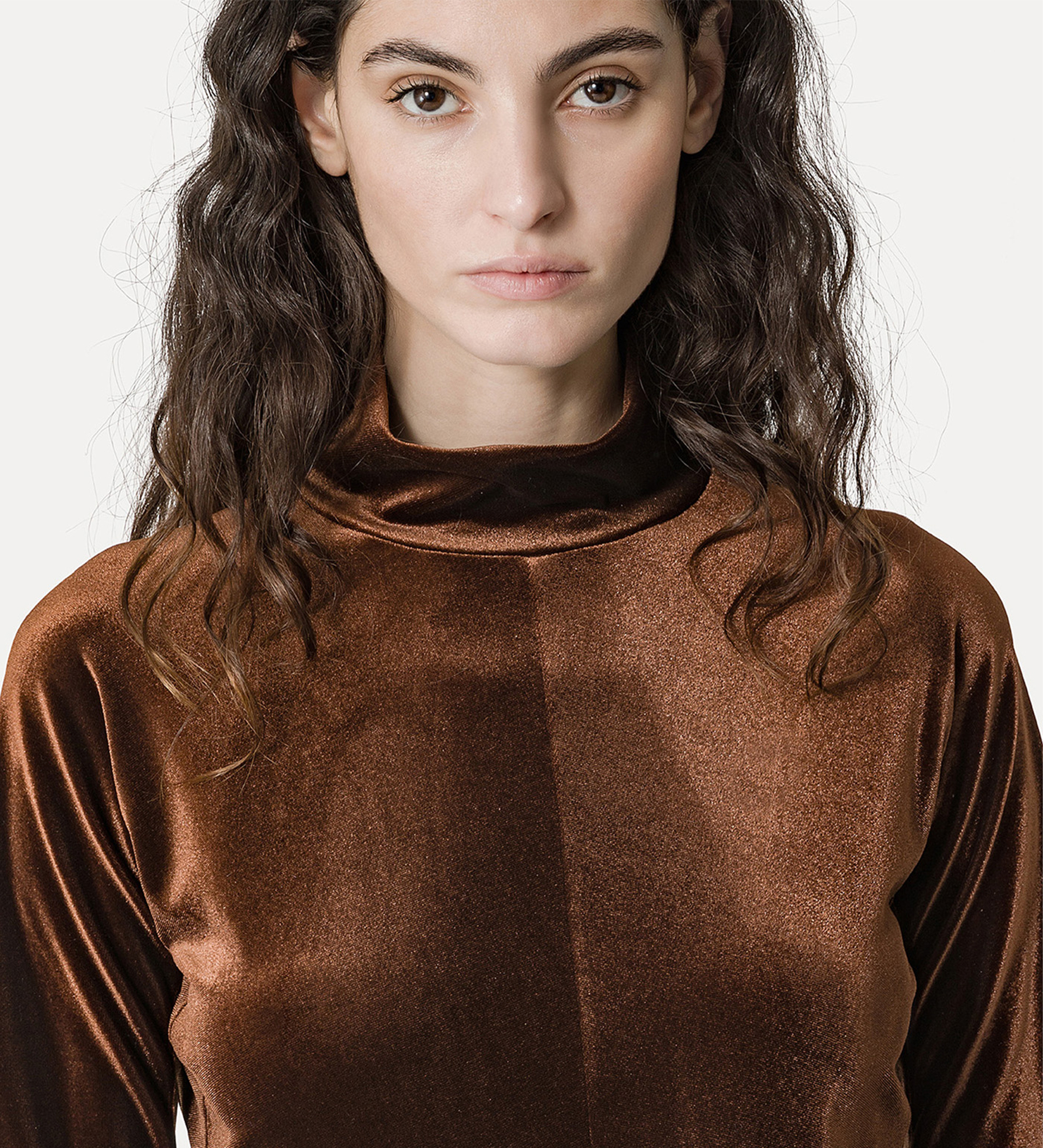 rollneck sweater in stretch velvet | forte_forte