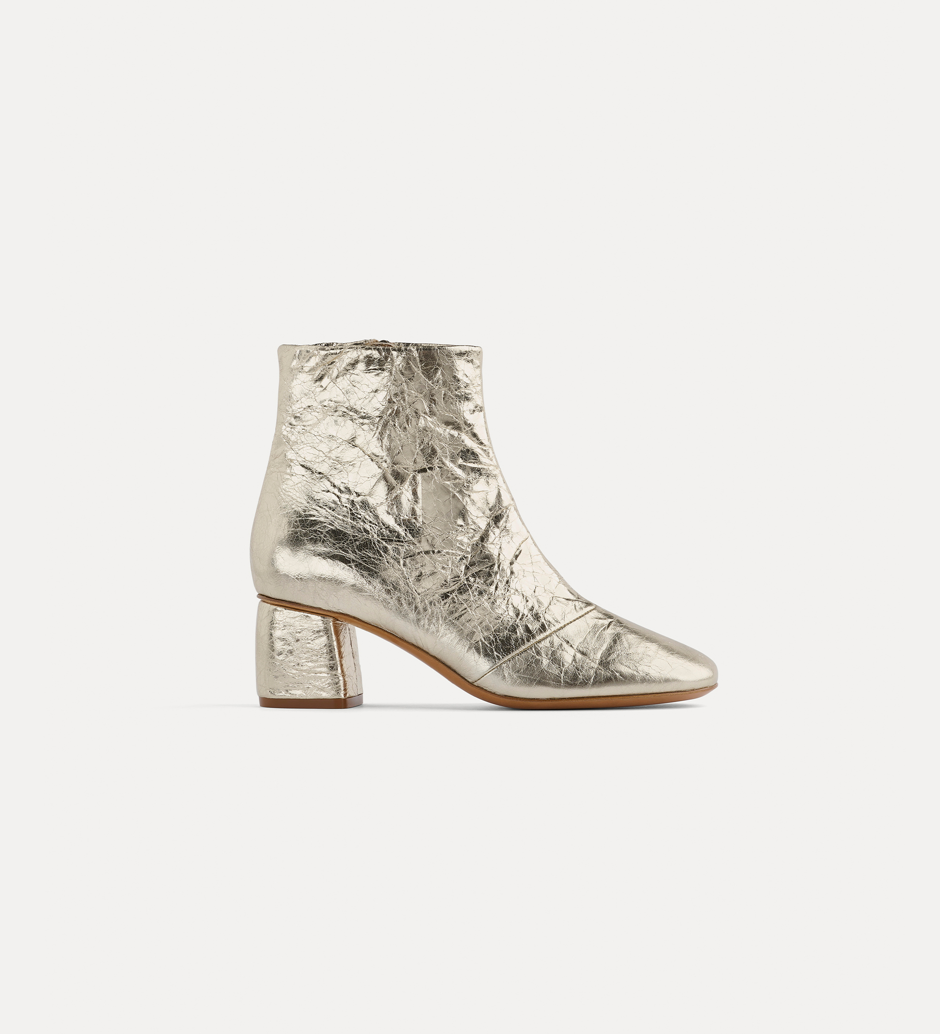 ankle boot in crackled leather | forte_forte