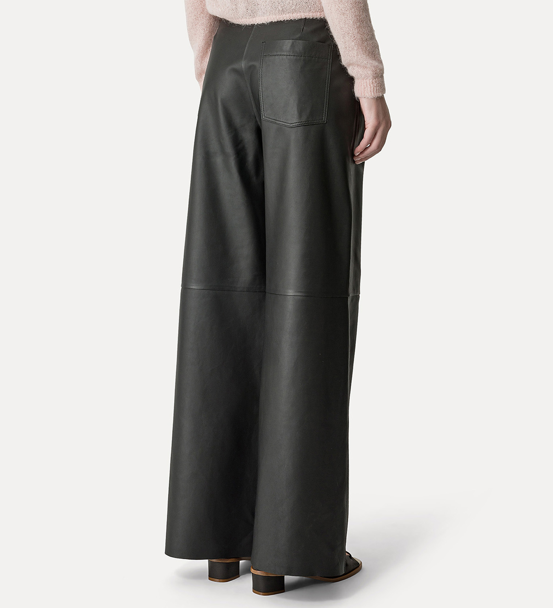 pantalon ample en cuir nappa noir | forte_forte