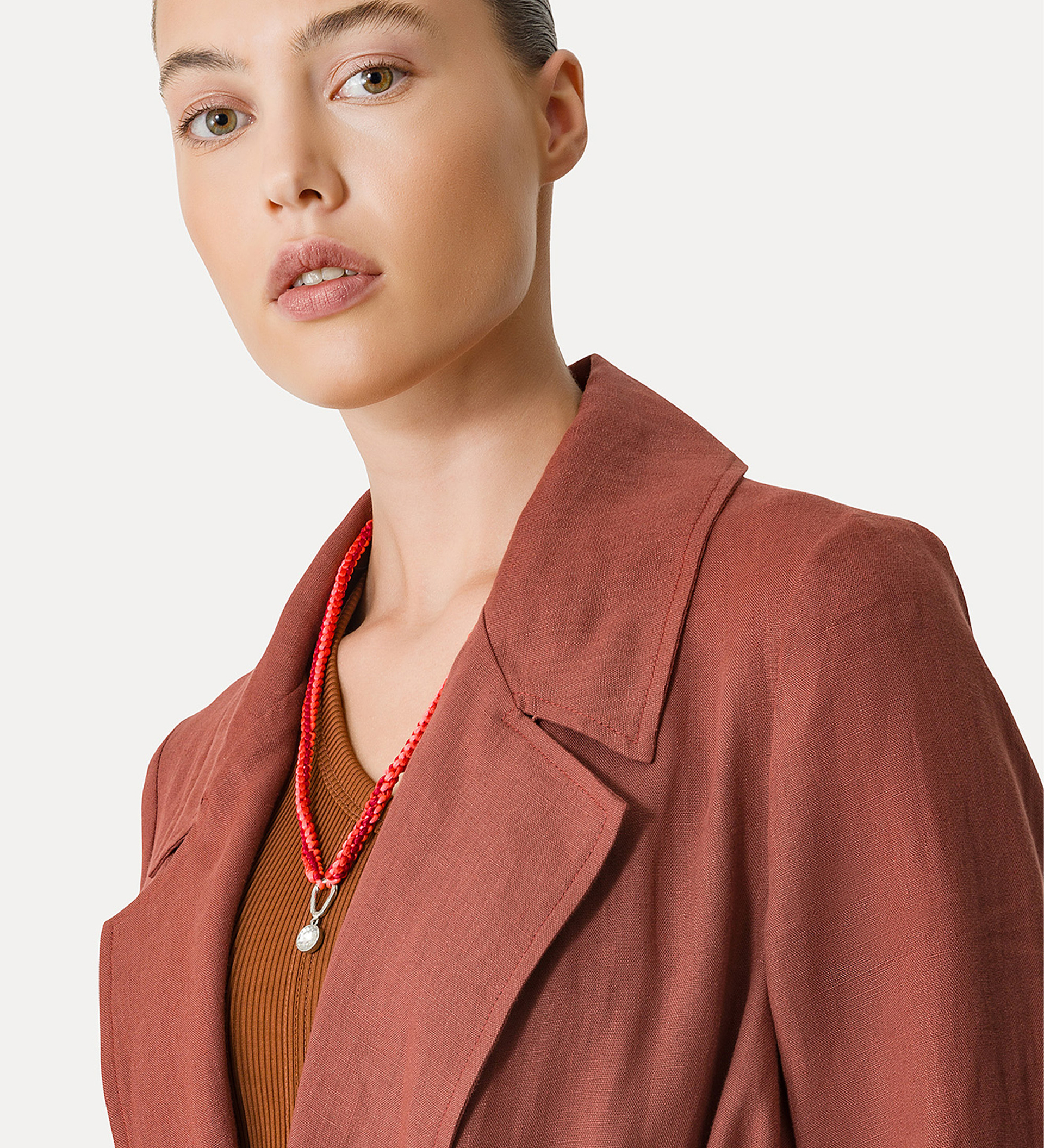 cappotto con cintura in tela di lino | forte_forte