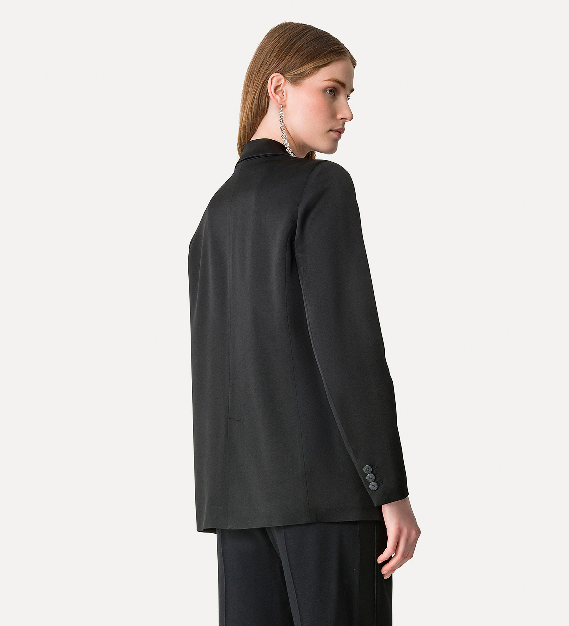 jacket with pointed lapels in shiny satin envers | forte_forte