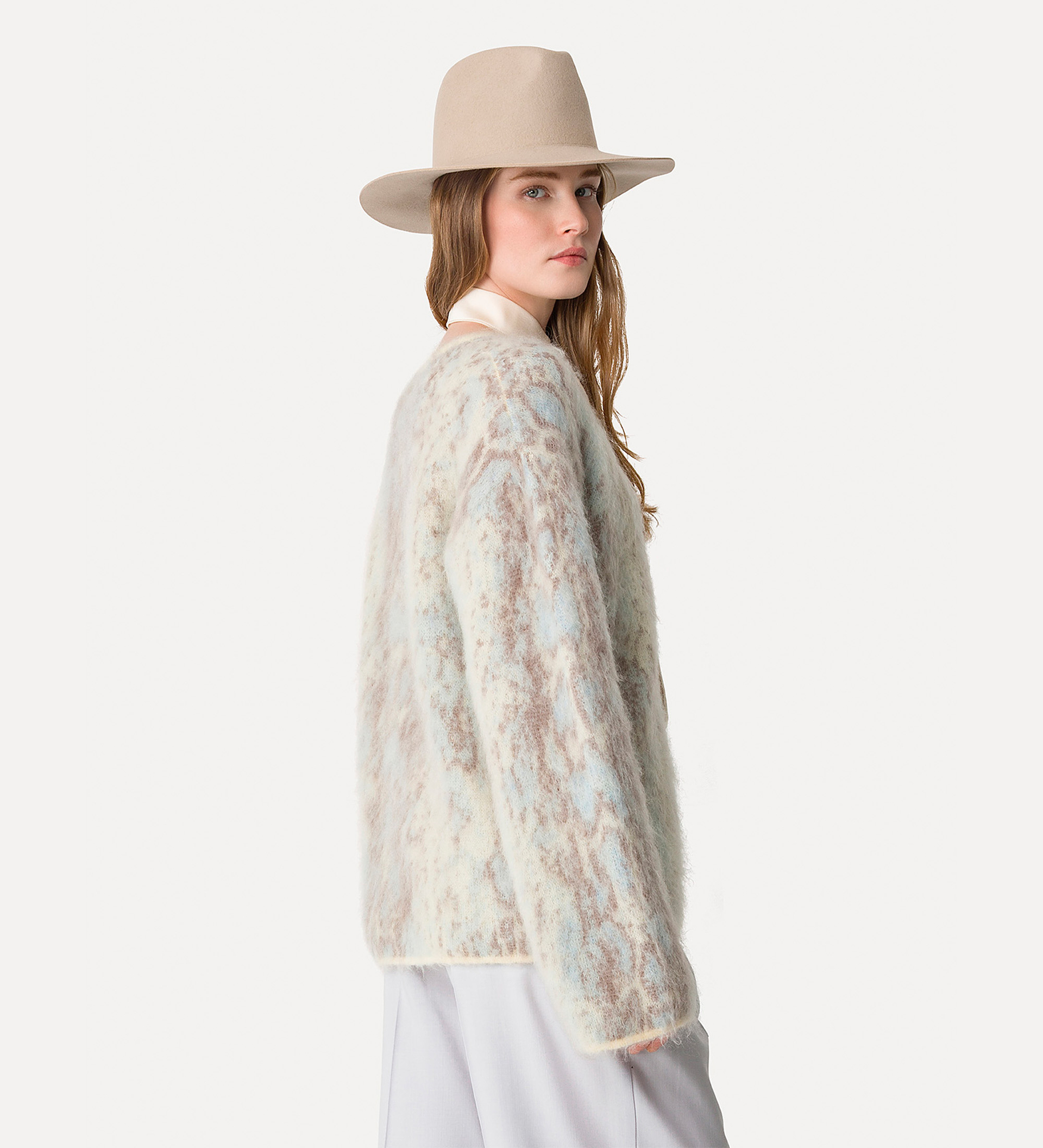 pull ras de cou en alpaga avec motif jacquard “plumes de python” | forte_forte