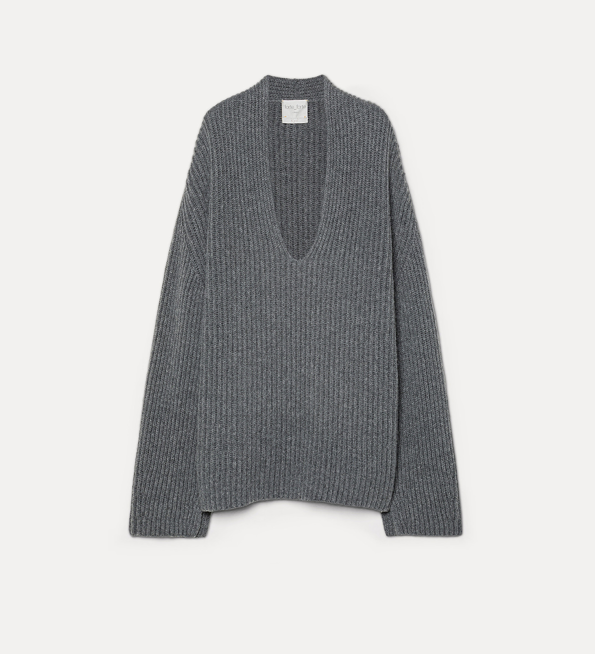 wool–and–cashmere knit with in a half–fisherman's rib pattern | forte_forte
