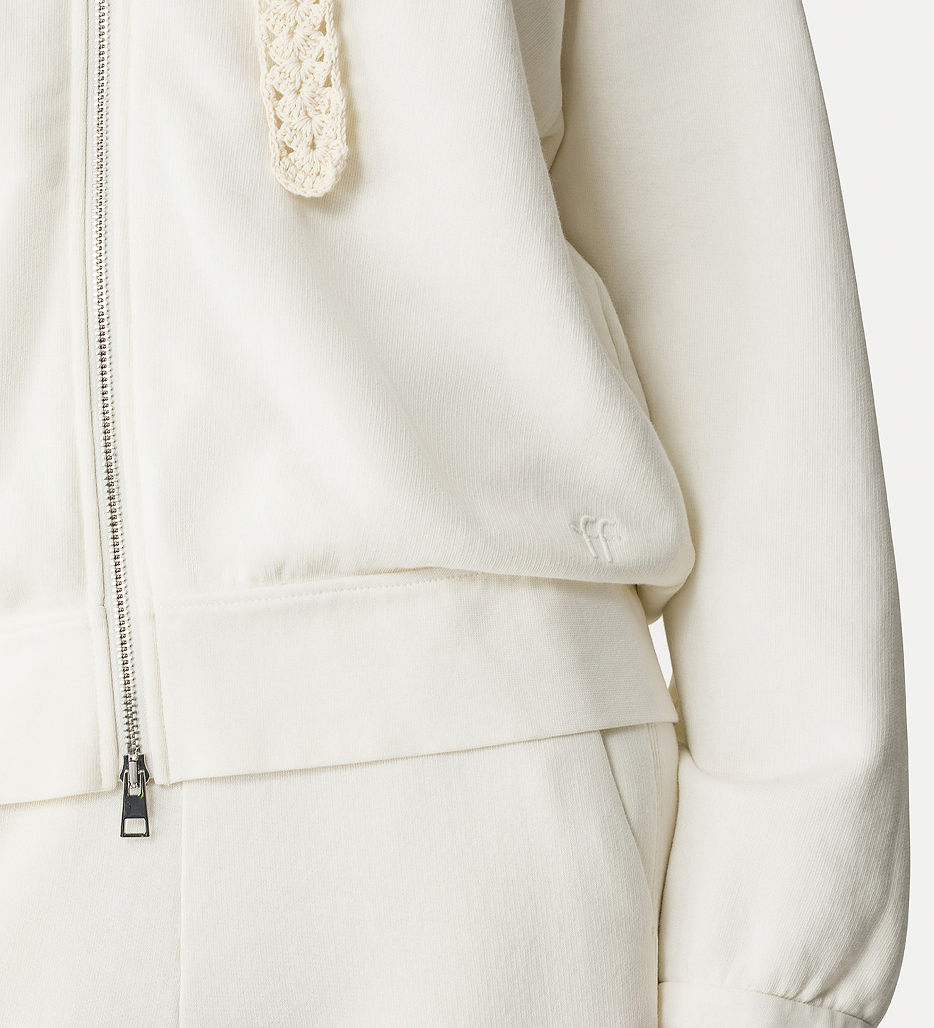 cotton sweatshirt with crochet laces | forte_forte