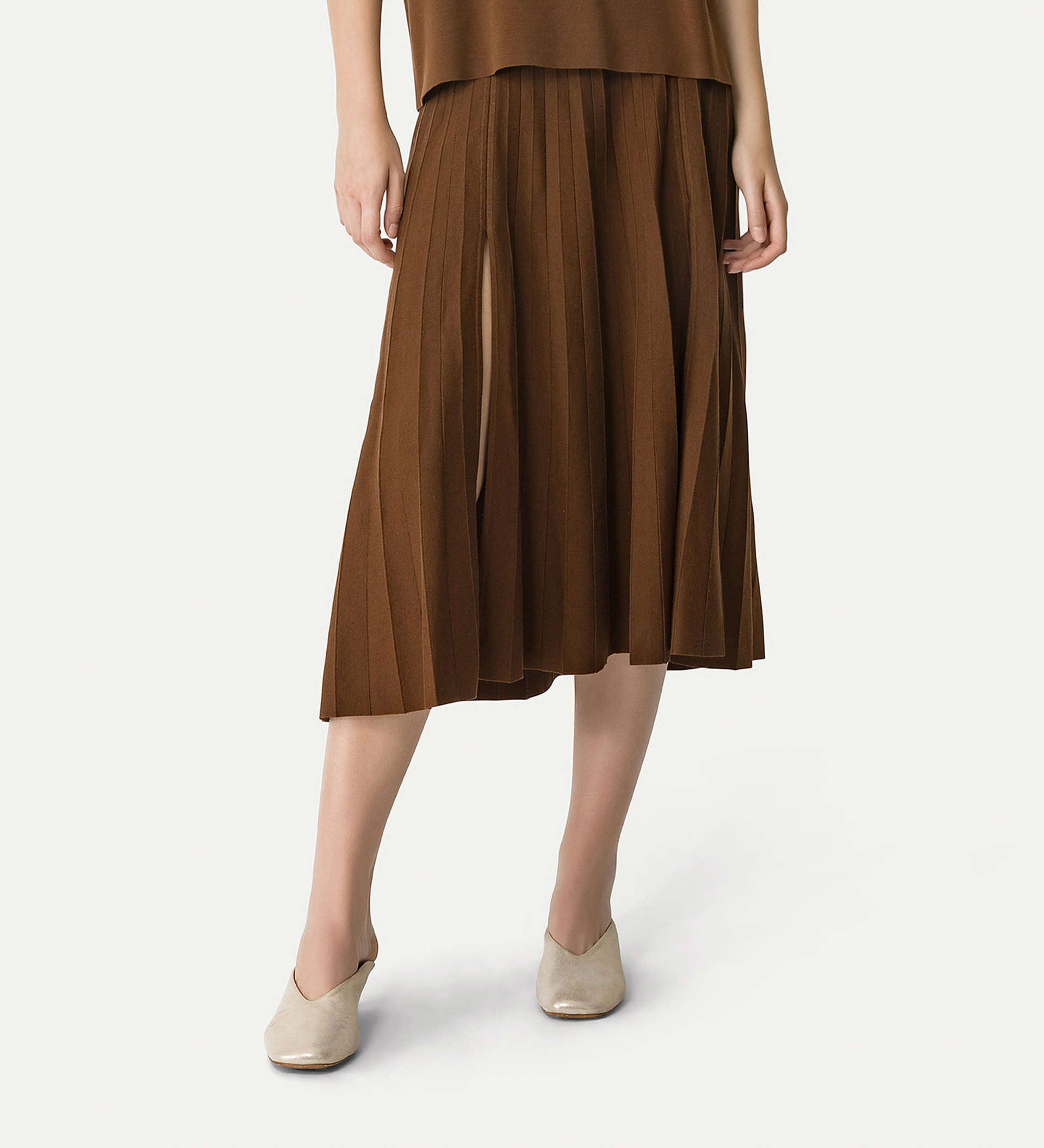 pleated skirt in fabric stitch | forte_forte