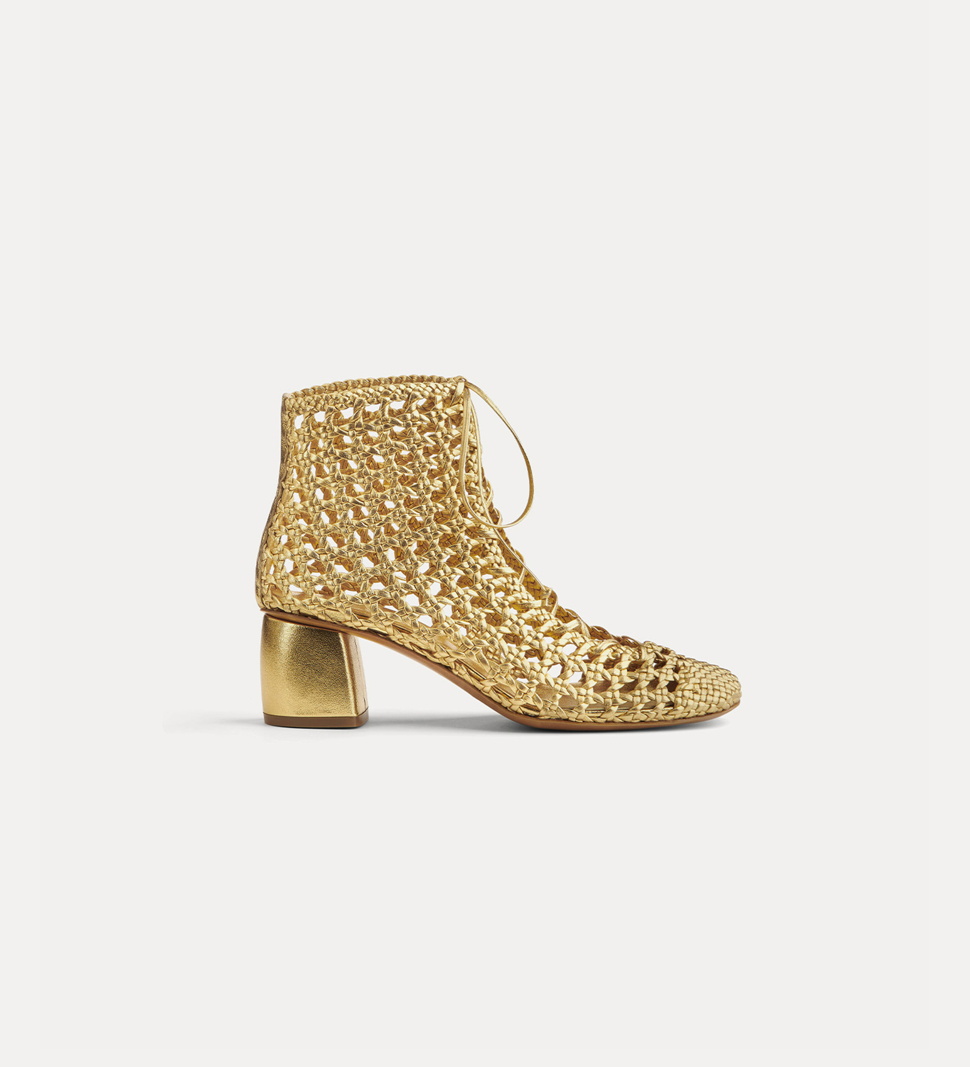 chic hand–braided ankle boot | forte_forte