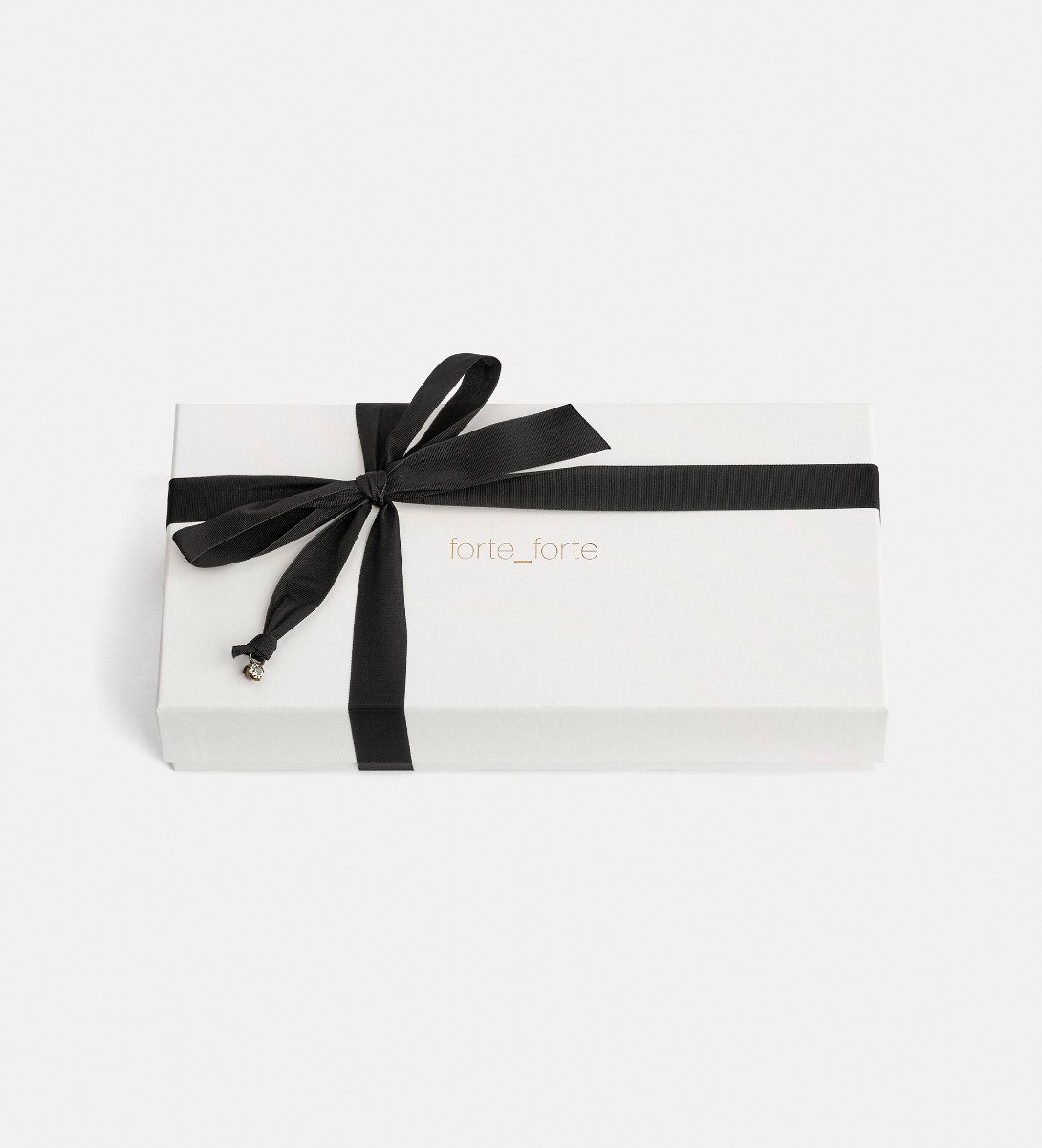 pearl necklace in brass | forte_forte